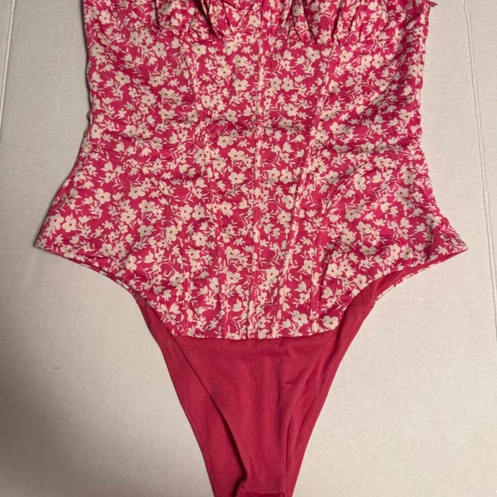 Zara Women's Pink and Red Bodysuit